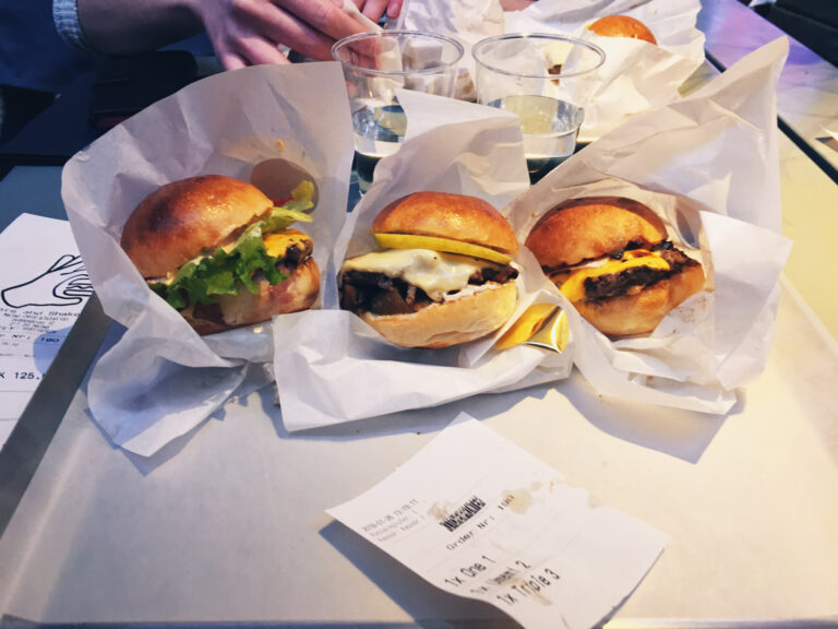 Sliders & Shakes