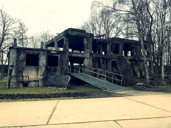 Westerplatte Ruiny Koszar
