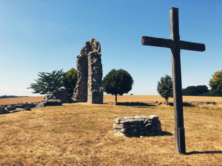 Lemmeströ kyrkoruin