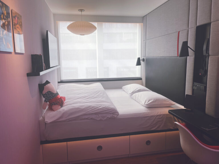 citizenM London Victoria Station