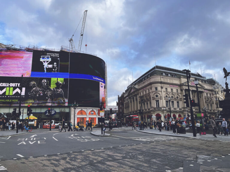 Piccadilly Circus