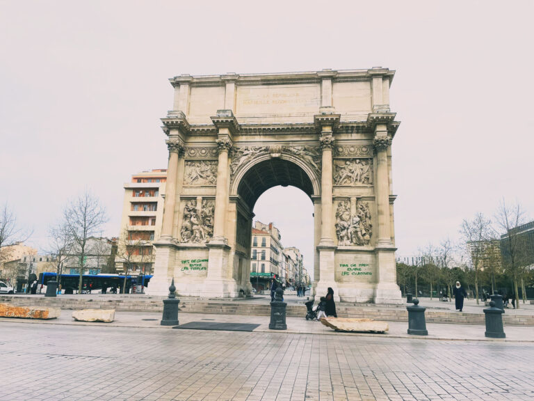 Porte d’Aix