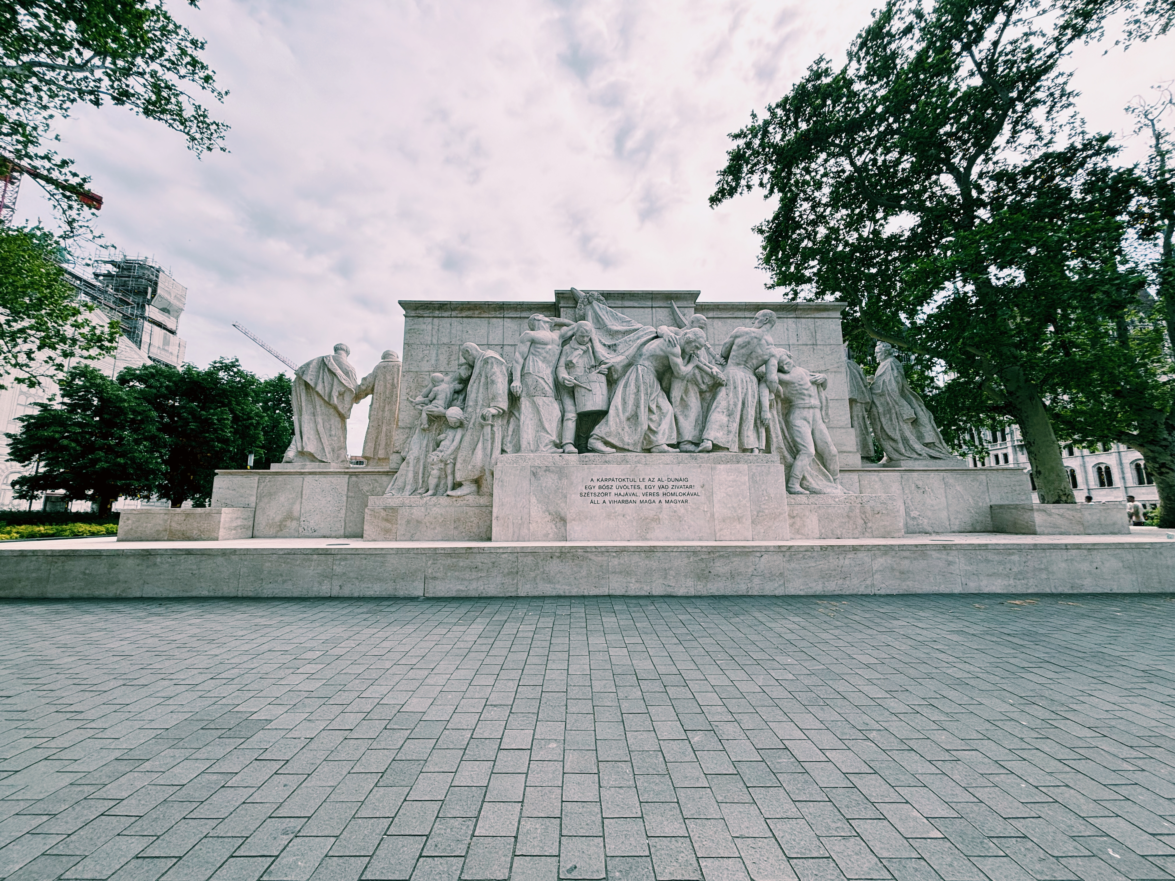 Kossuth Lajos Monument