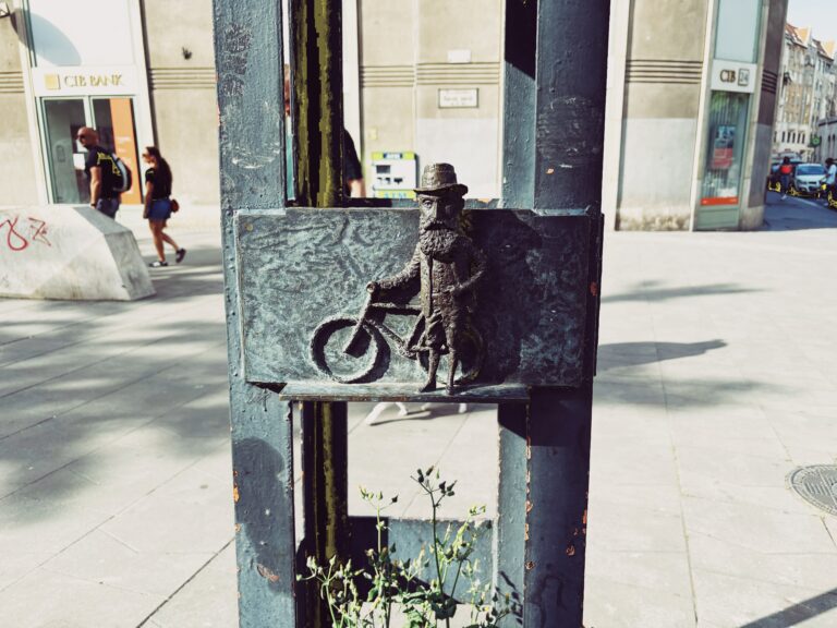 Mini Statue of Theodor Herzl, by Kolodko
