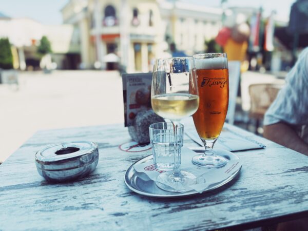 Eisvogel – CAFÉ & EISSALON